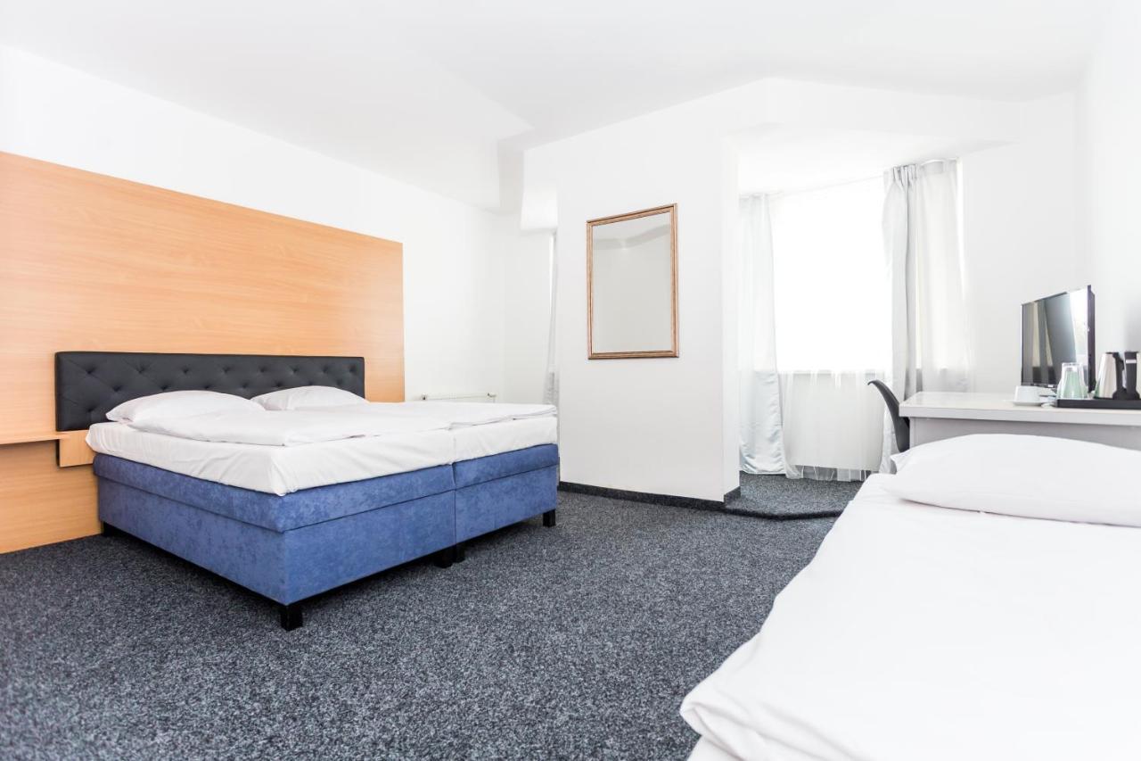 Hotel Joker Obrnice المظهر الخارجي الصورة
