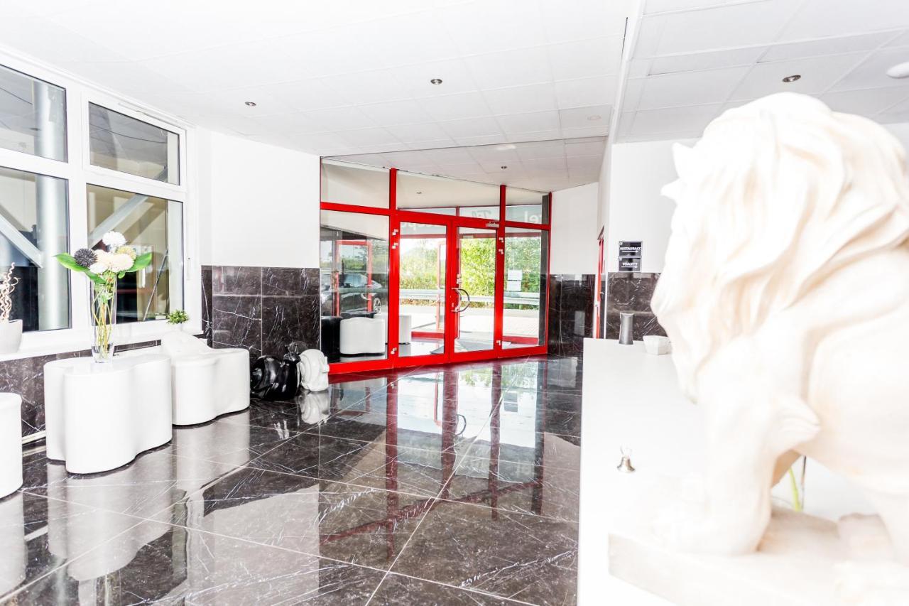 Hotel Joker Obrnice المظهر الخارجي الصورة